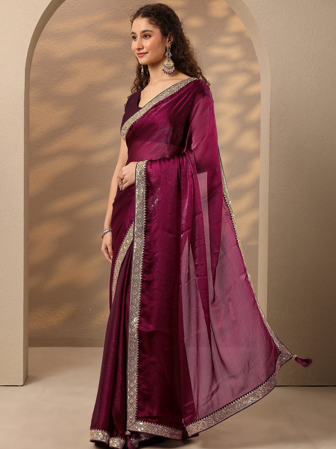 Burgundy Solid Silk Blend Saree With Unstitched Blouse Piece