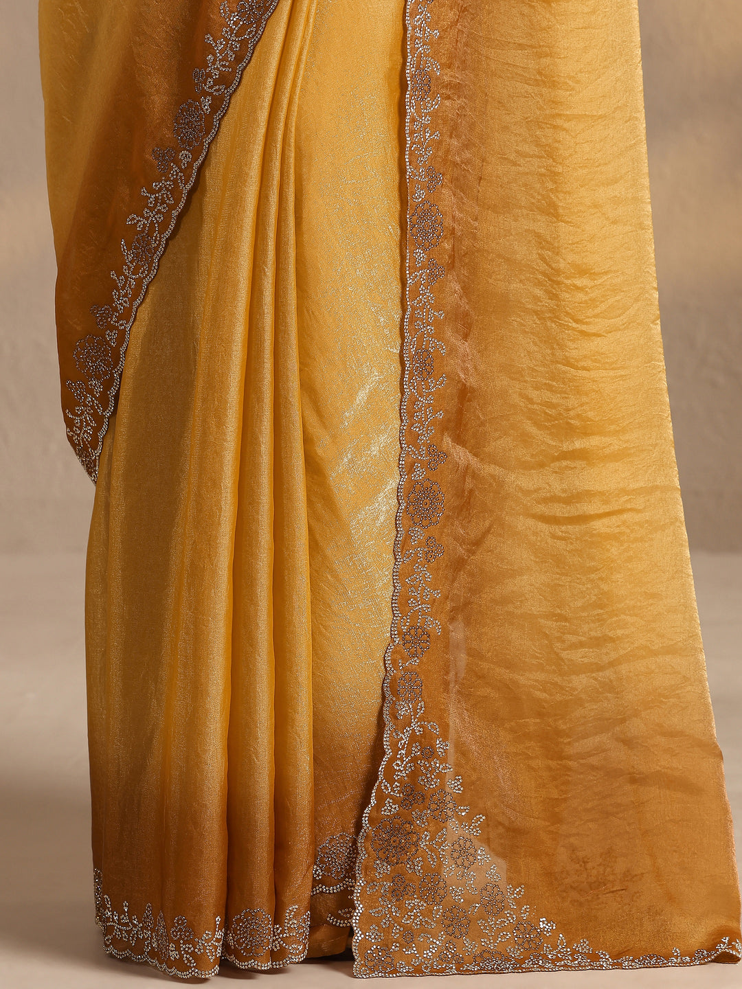 Mustard Solid Silk Blend Saree With Unstitched Blouse Piece