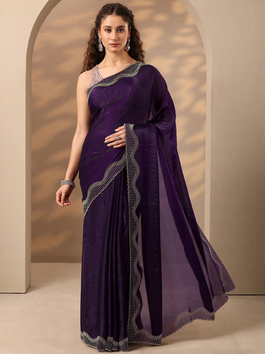 Burgundy Solid Silk Blend Saree With Unstitched Blouse Piece