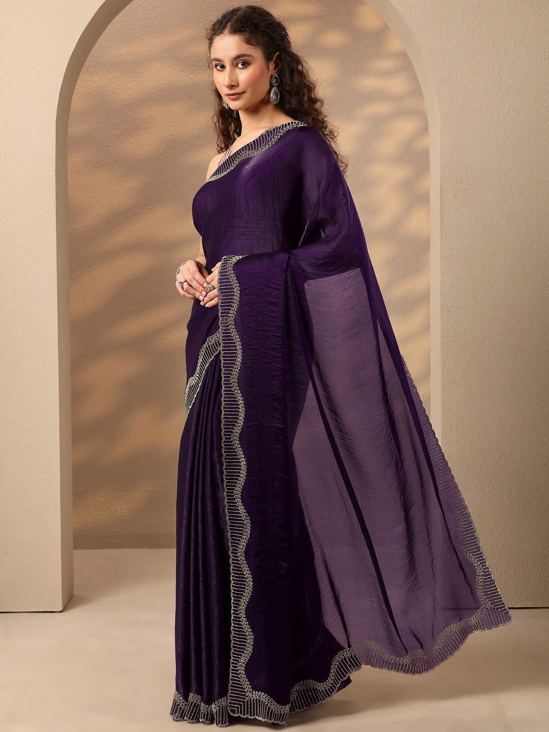 Burgundy Solid Silk Blend Saree With Unstitched Blouse Piece