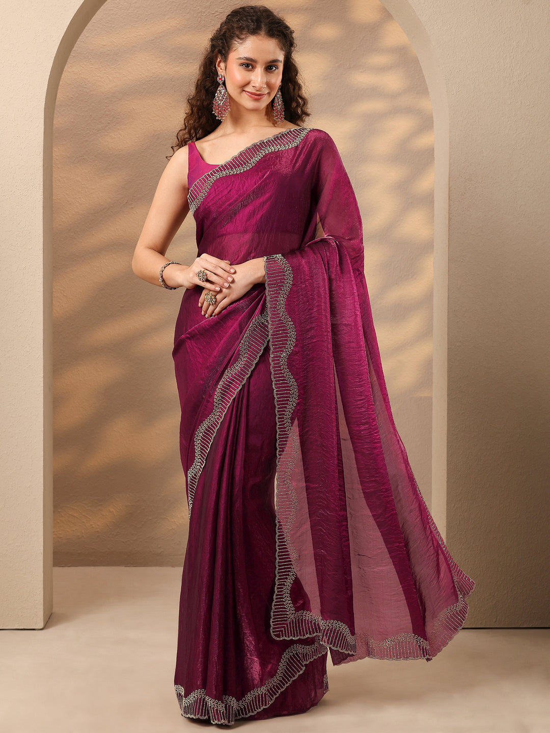 Maroon Solid Silk Blend Saree With Unstitched Blouse Piece