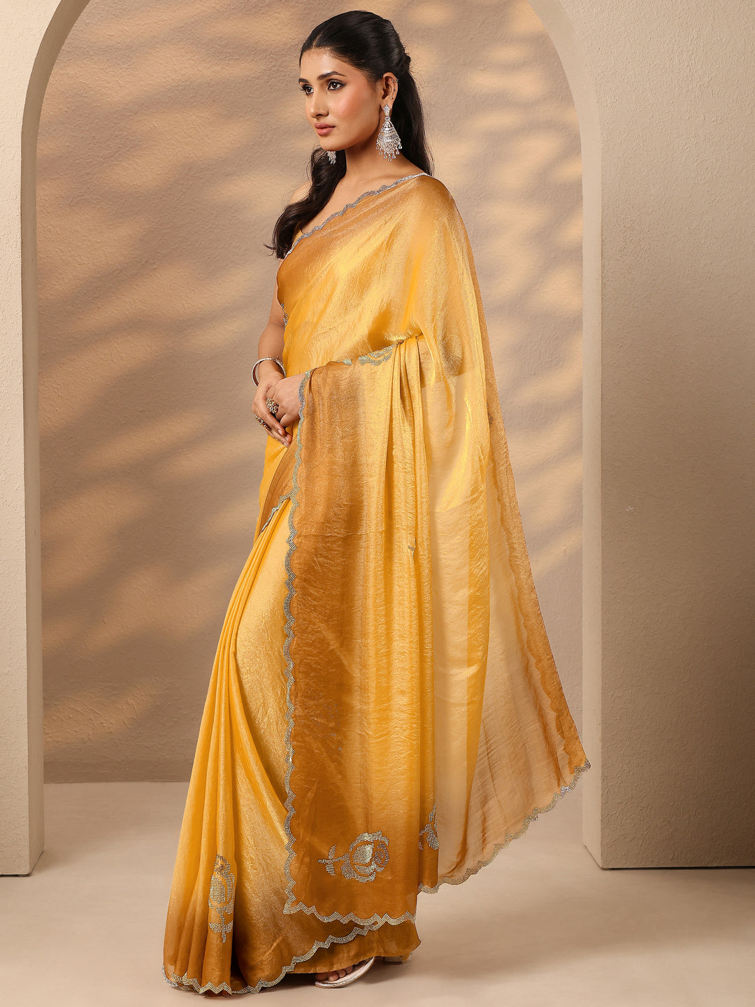 Mustard Embellished Silk Blend Saree With Unstitched Blouse Piece