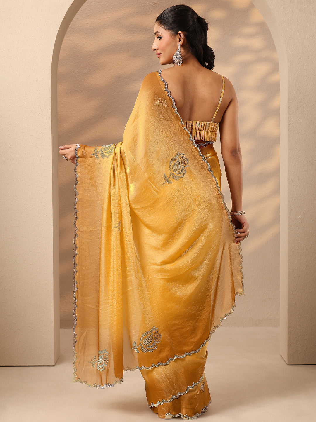 Mustard Embellished Silk Blend Saree With Unstitched Blouse Piece