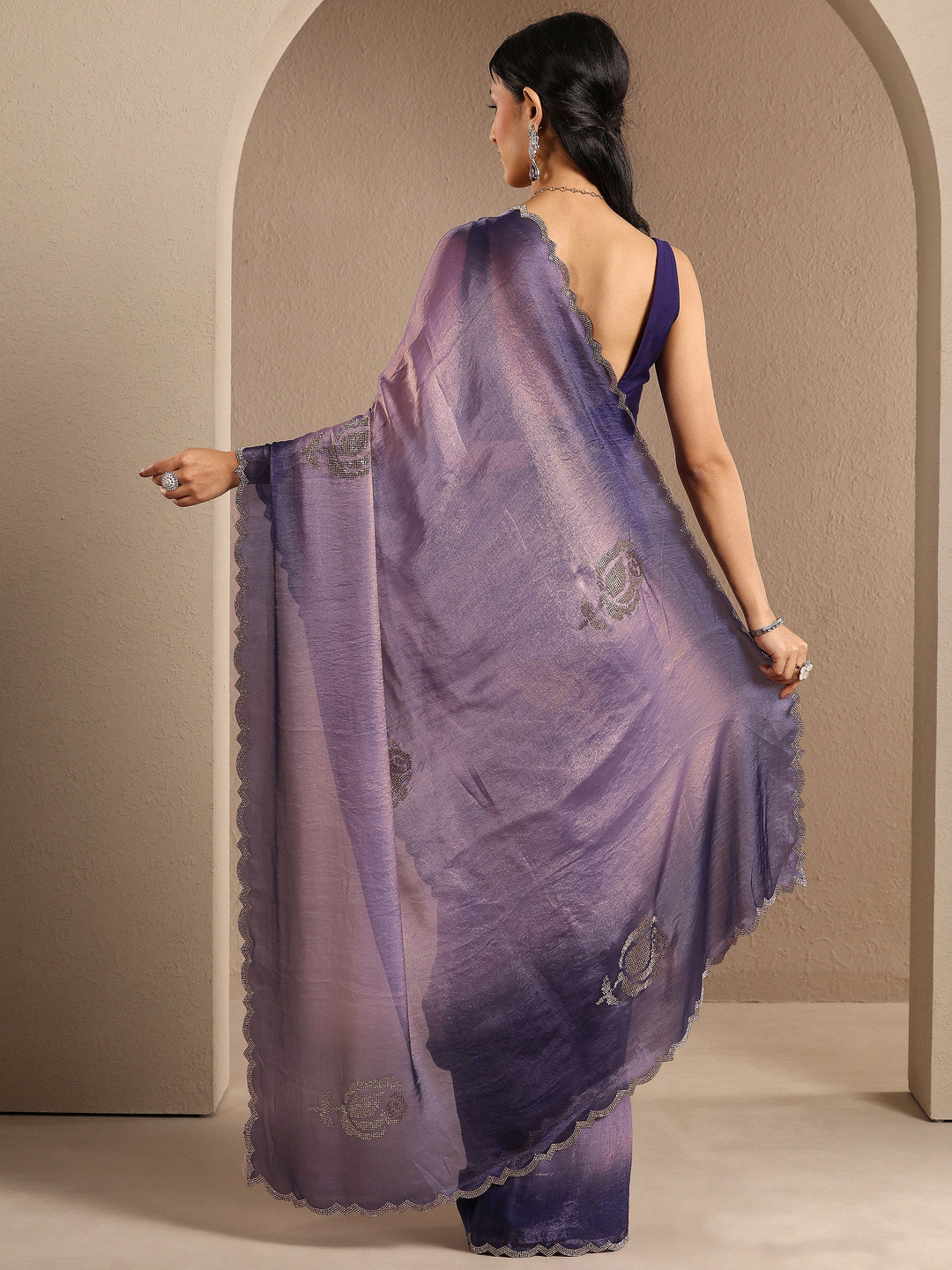 Lavender Embellished Silk Blend Saree With Unstitched Blouse Piece