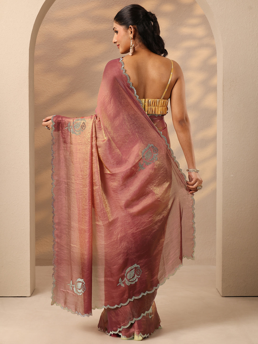 Rust Embellished Silk Blend Saree With Unstitched Blouse Piece