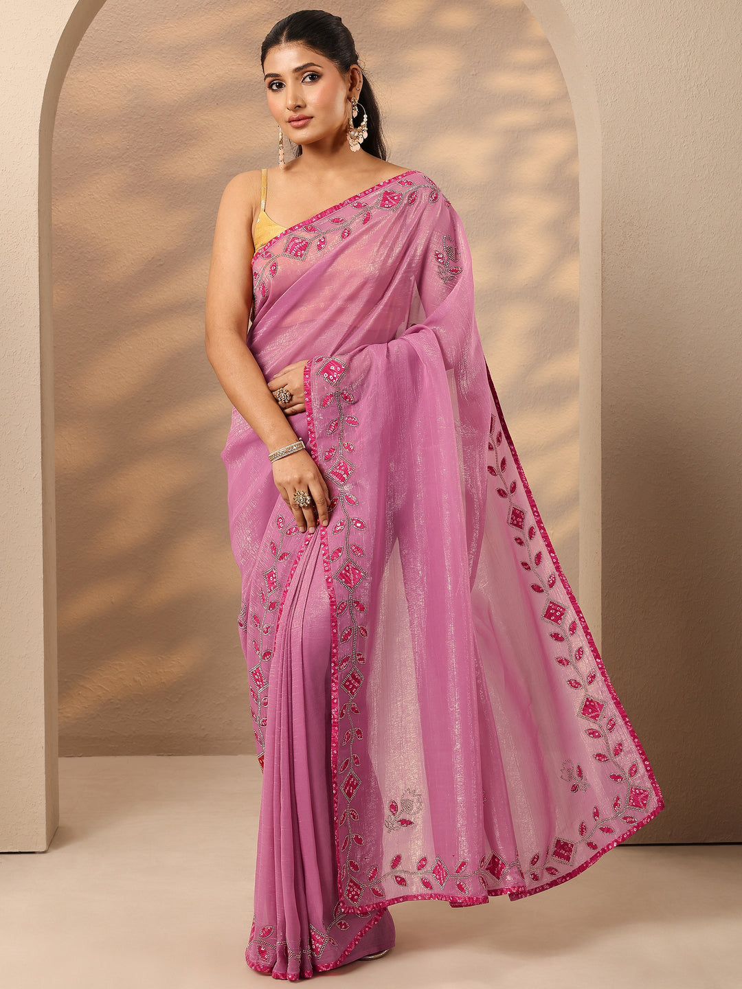Pink Embellished Silk Blend Saree With Unstitched Blouse Piece