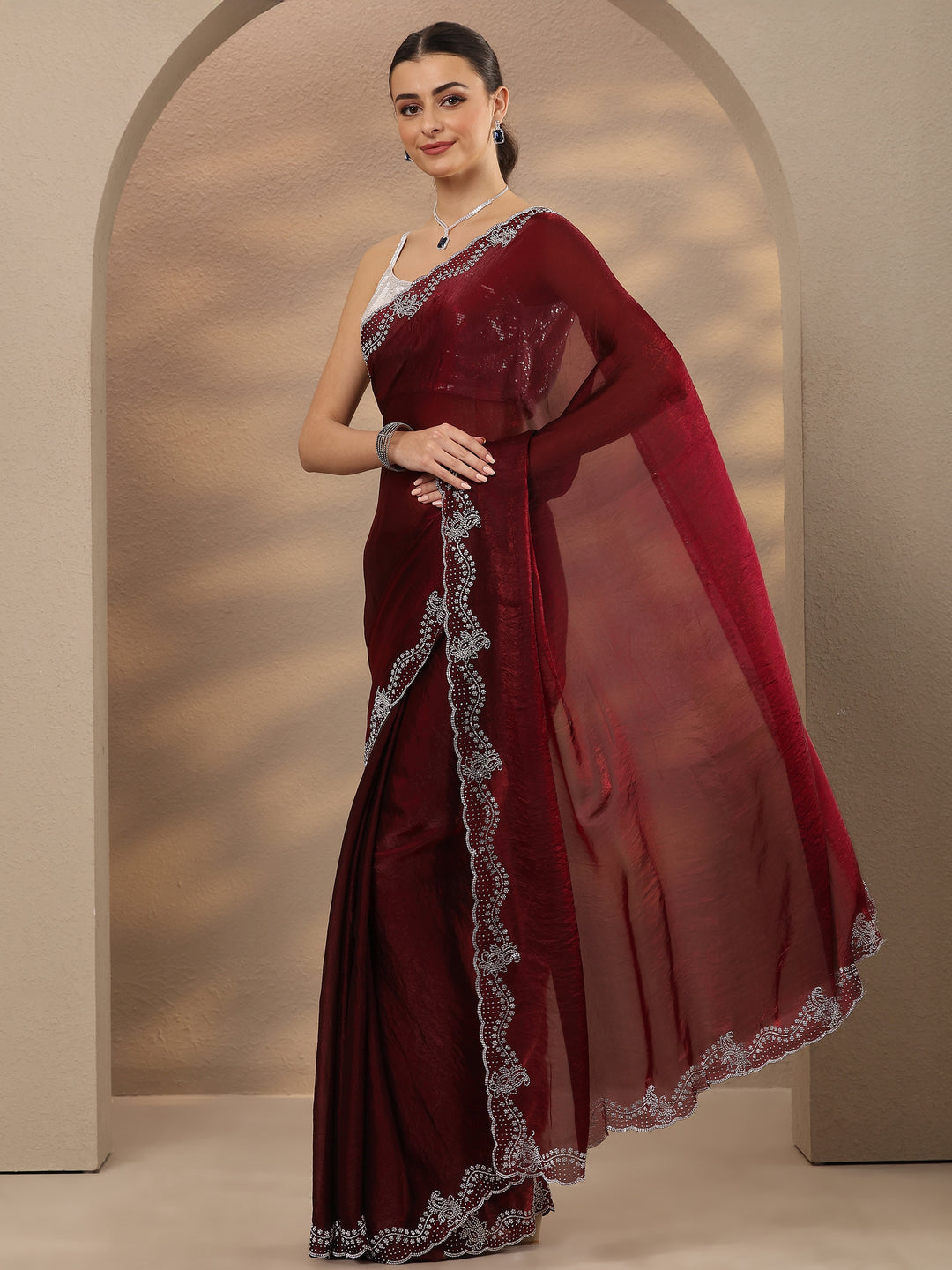 Burgundy Solid Silk Blend Saree With Unstitched Blouse Piece
