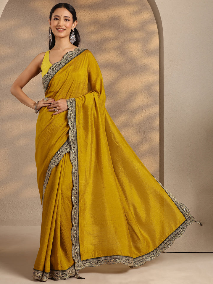 Mustard Solid Silk Blend Saree With Unstitched Blouse Piece