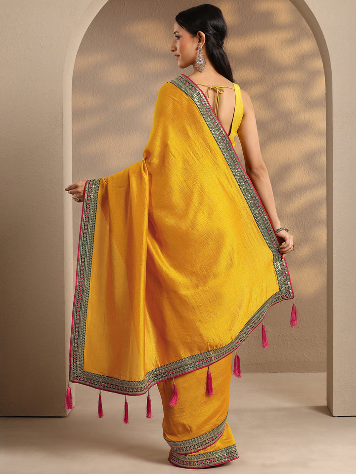 Mustard Solid Silk Blend Saree With Unstitched Blouse Piece