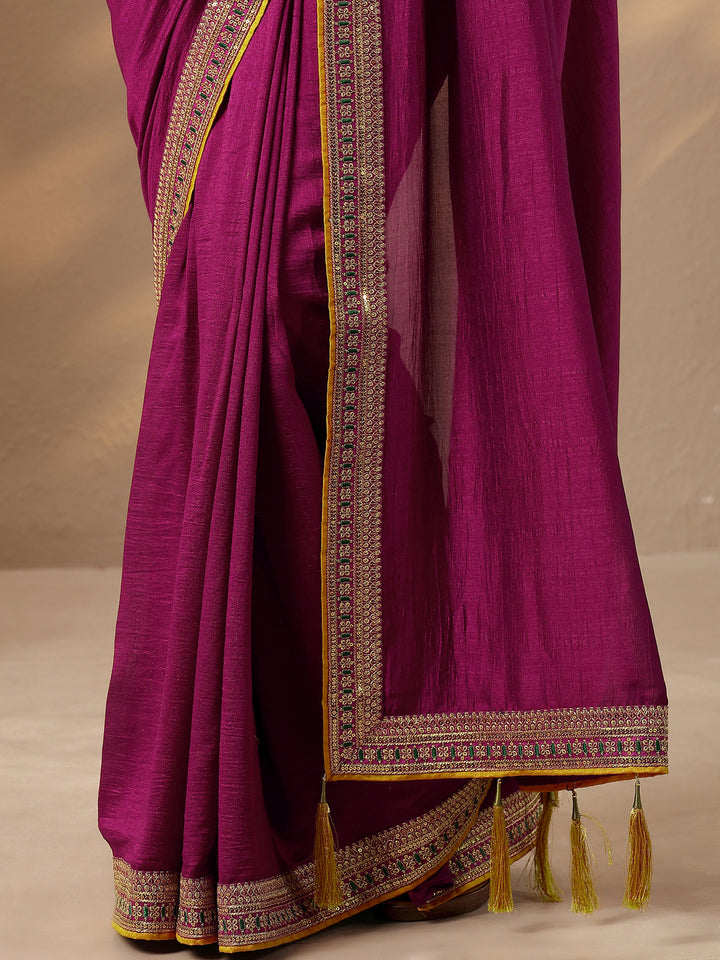 Magenta Solid Silk Blend Saree With Unstitched Blouse Piece