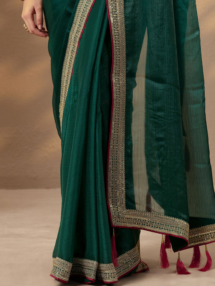 Green Solid Silk Blend Saree With Unstitched Blouse Piece
