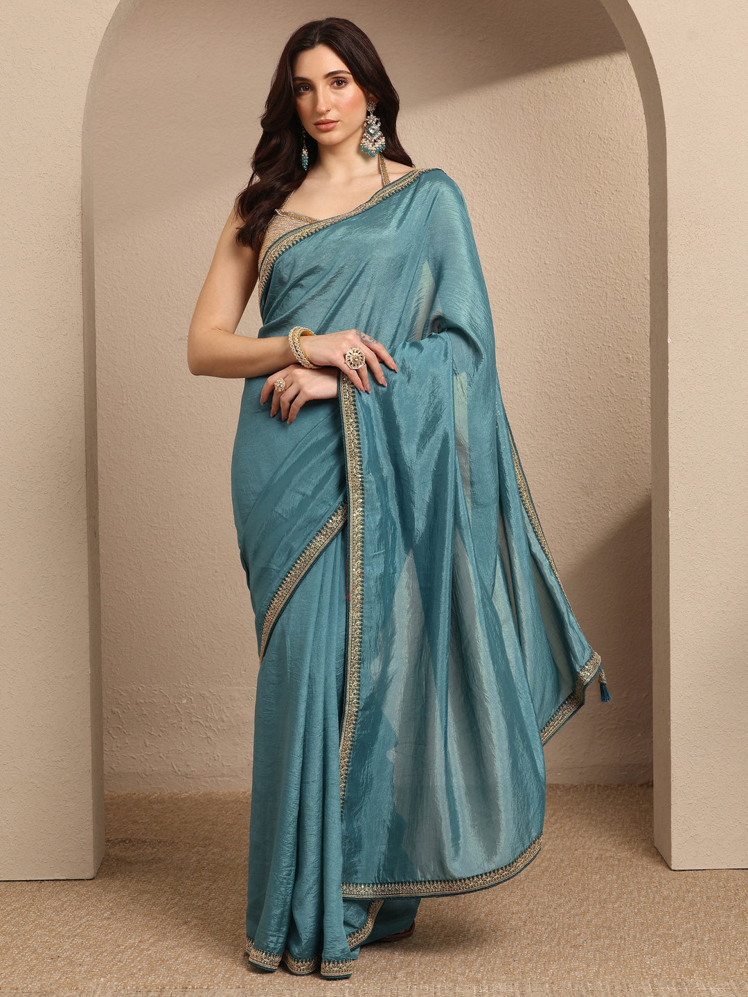 Blue Solid Silk Blend Saree With Unstitched Blouse Piece
