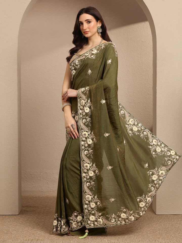 Green Embroidered Silk Blend Saree With Unstitched Blouse Piece