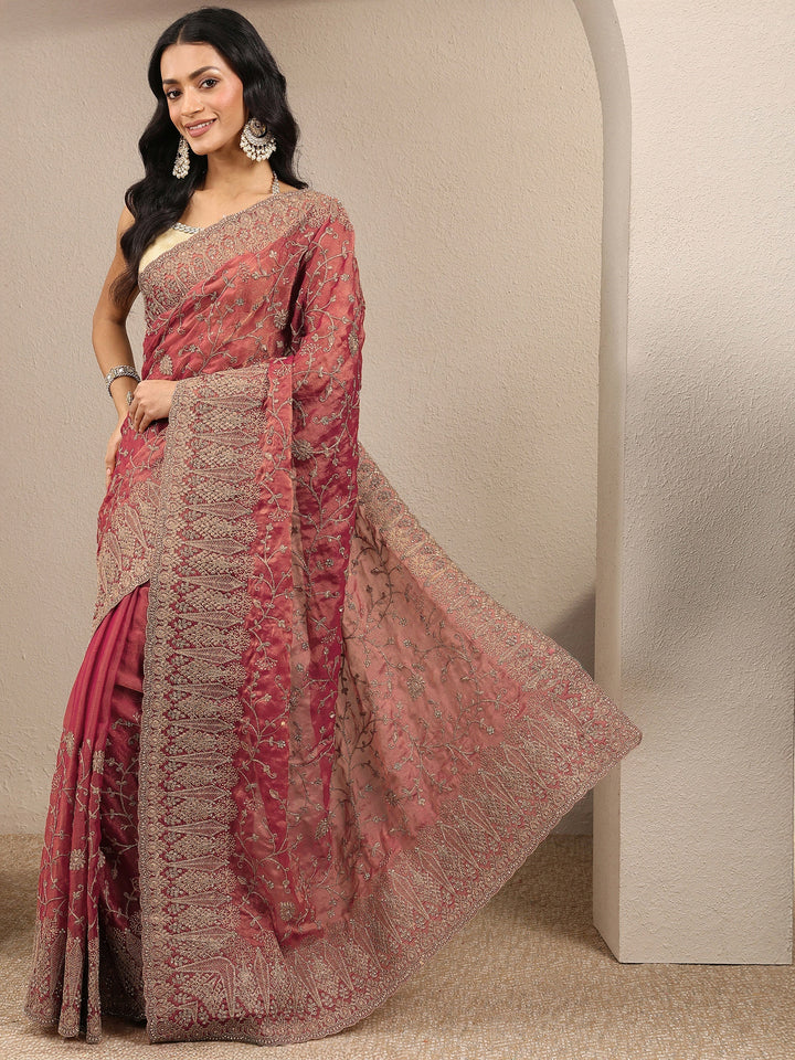 Peach Embroidered Silk Blend Saree With Unstitched Blouse Piece