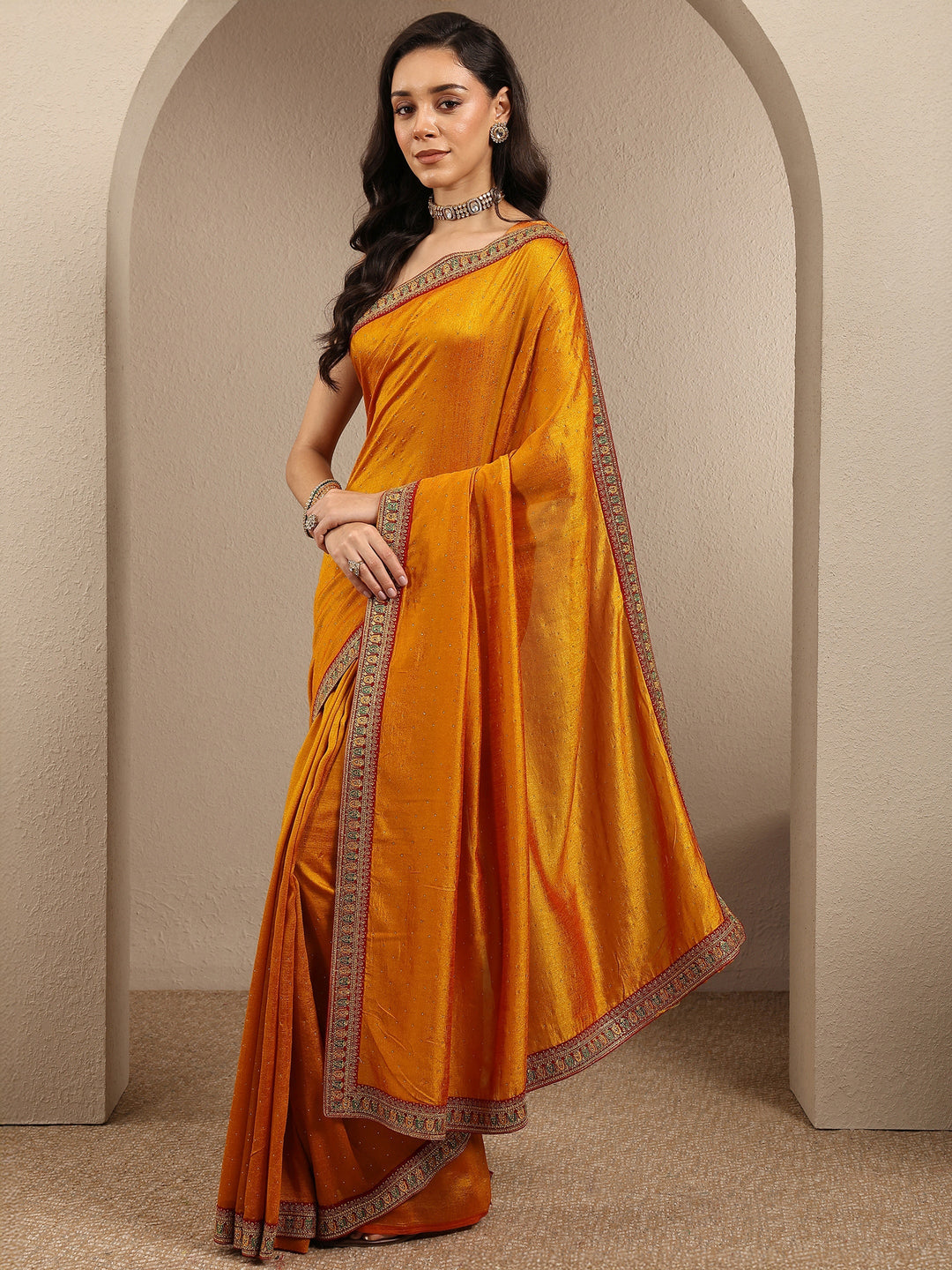 Mustard Embellished Silk Blend Saree With Unstitched Blouse Piece