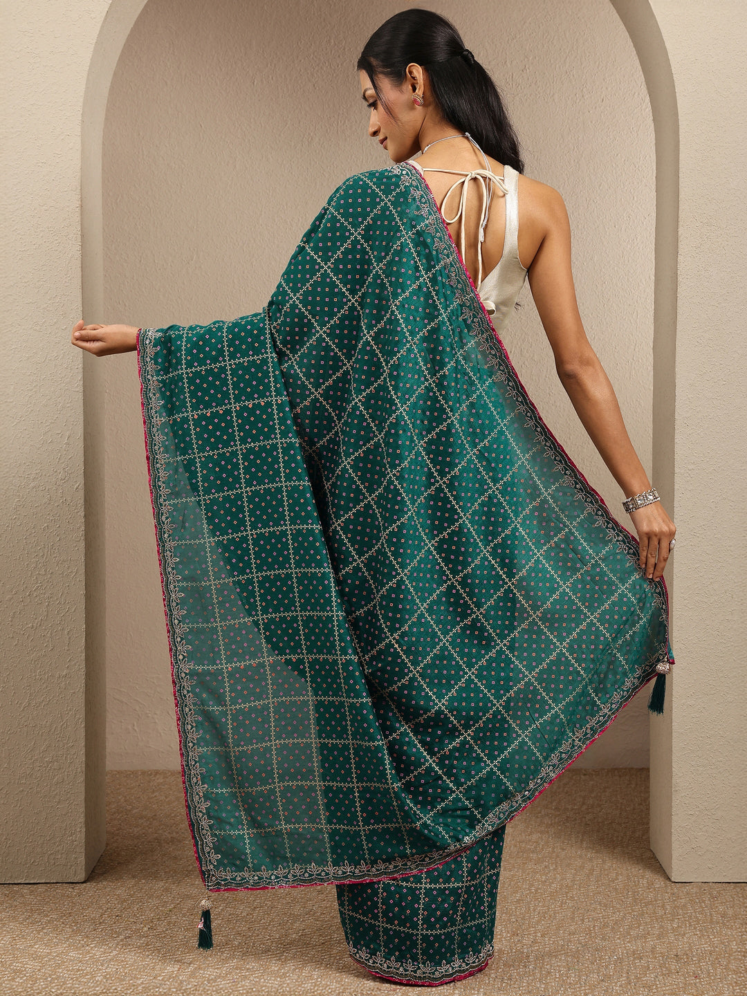 Blue Bandhani Printed Silk Blend Saree With Unstitched Blouse Piece