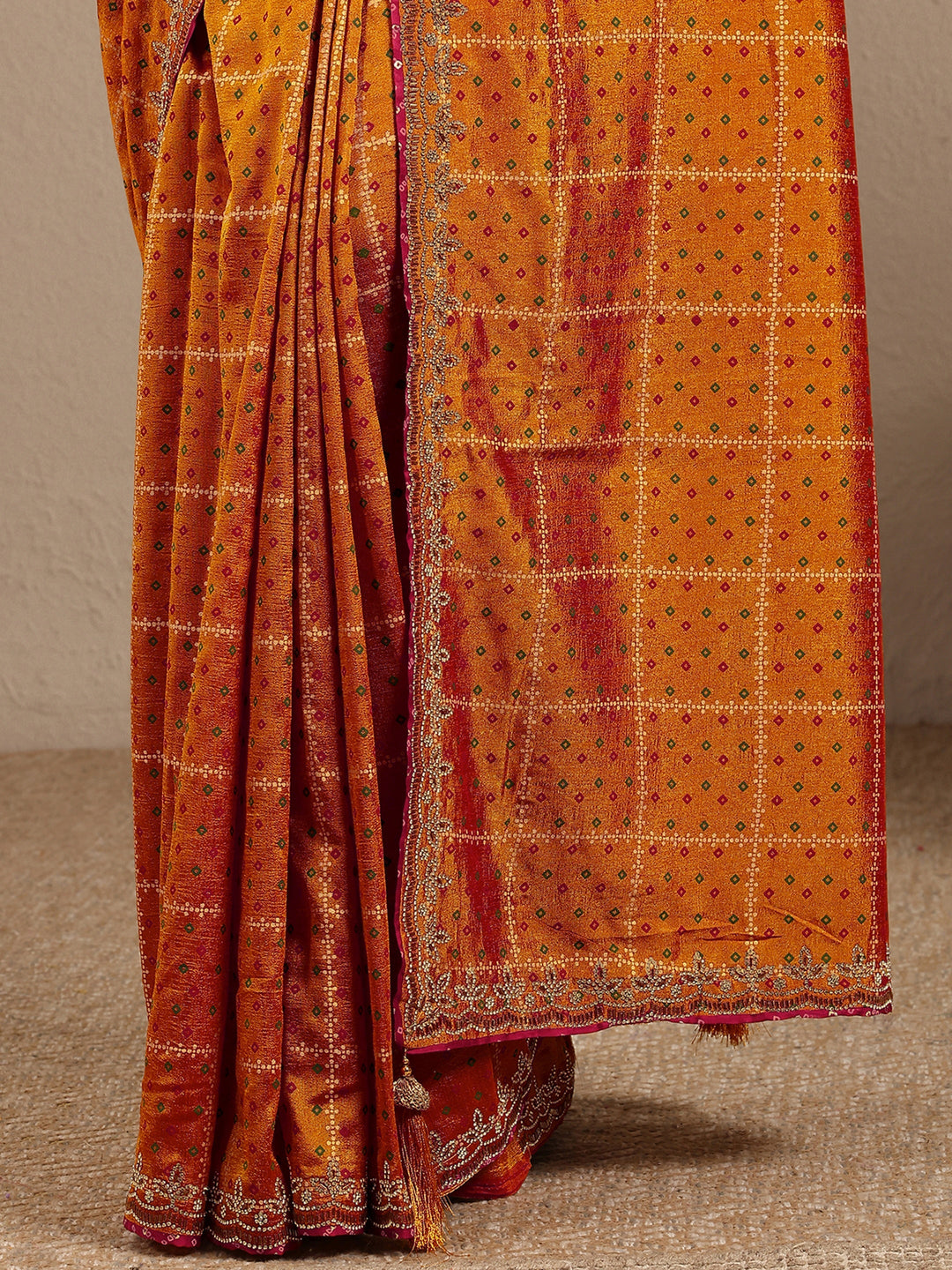 Mustard Bandhani Printed Silk Blend Saree With Unstitched Blouse Piece