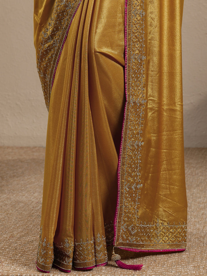 Mustard Solid Silk Blend Saree With Unstitched Blouse Piece