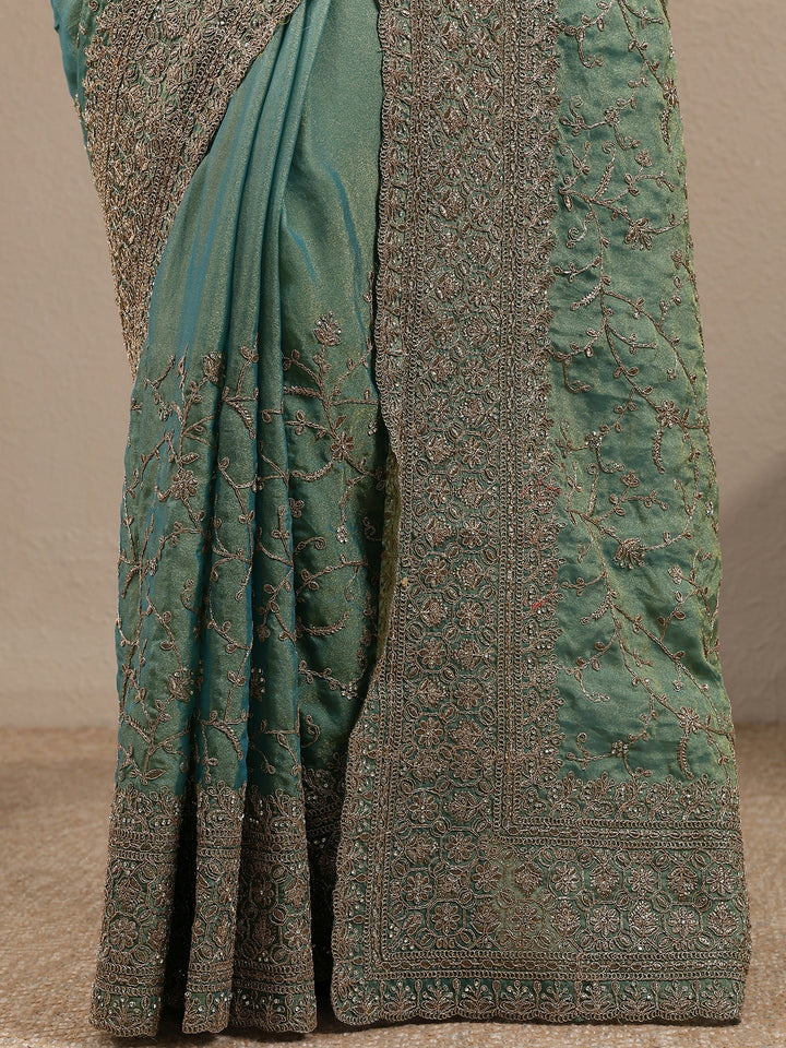 Green Embroidered Organza Saree With Unstitched Blouse Piece