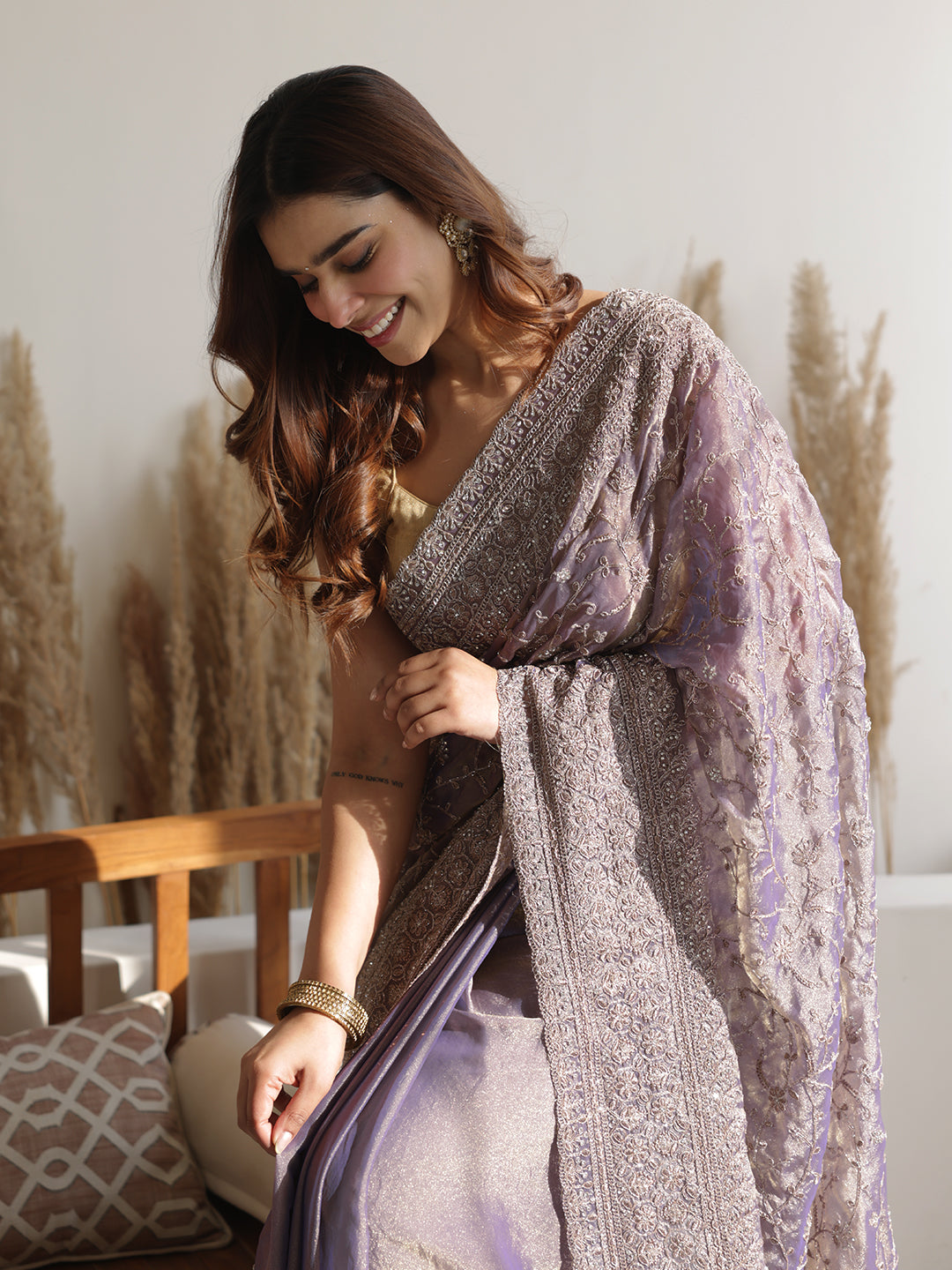 Lavender Embroidered Organza Saree With Unstitched Blouse Piece