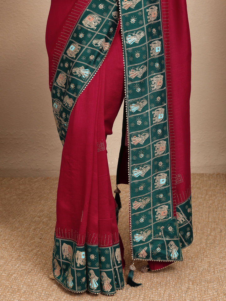 Red Embellished Silk Blend Saree With Unstitched Blouse Piece