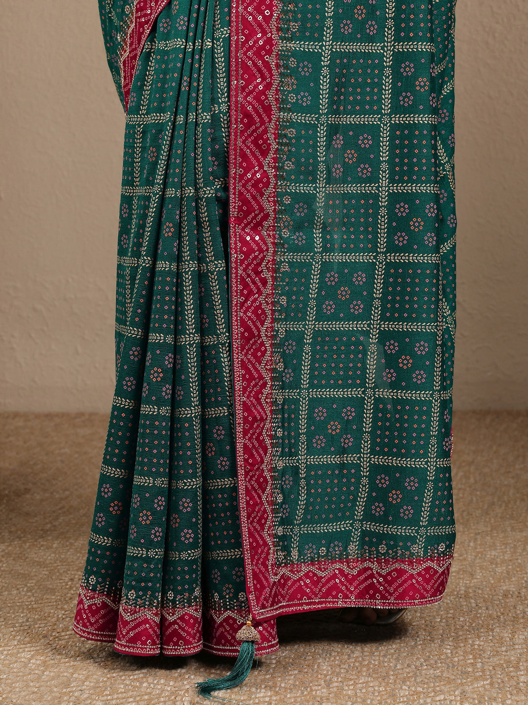 Blue Bandhani Printed Silk Blend Saree With Unstitched Blouse Piece