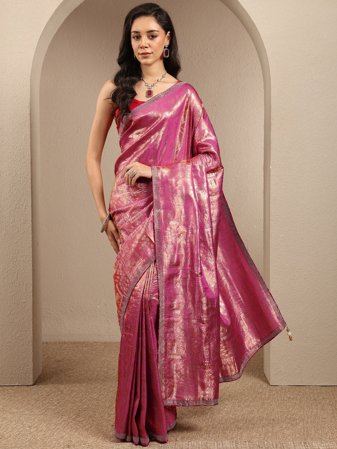 Pink Woven Design Banarsi Silk Blend Saree With Unstitched Blouse Piece