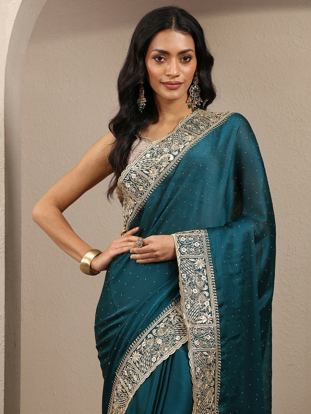 Blue Embellished Silk Blend Saree With Unstitched Blouse Piece