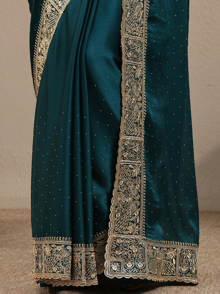 Blue Embellished Silk Blend Saree With Unstitched Blouse Piece