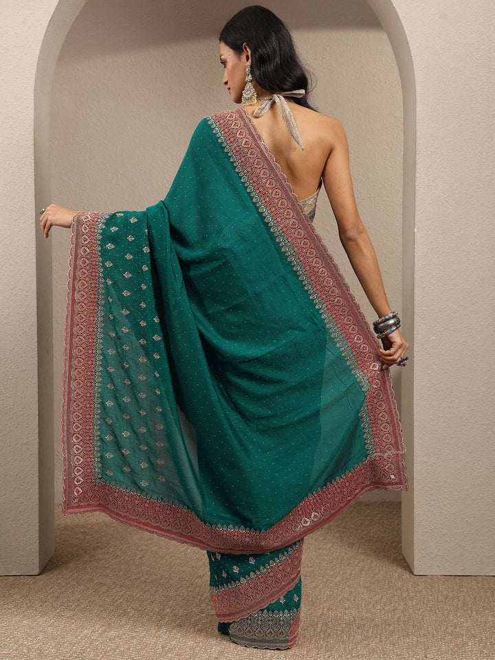 Green Embellished Silk Blend Saree With Unstitched Blouse Piece