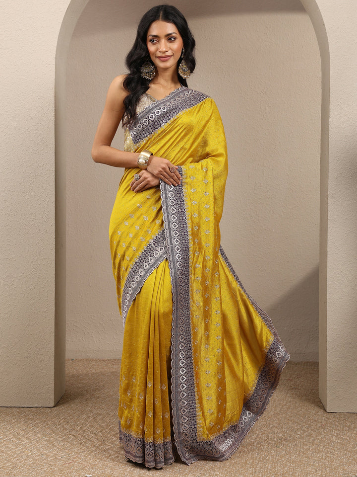 Yellow Embellished Silk Blend Saree With Unstitched Blouse Piece