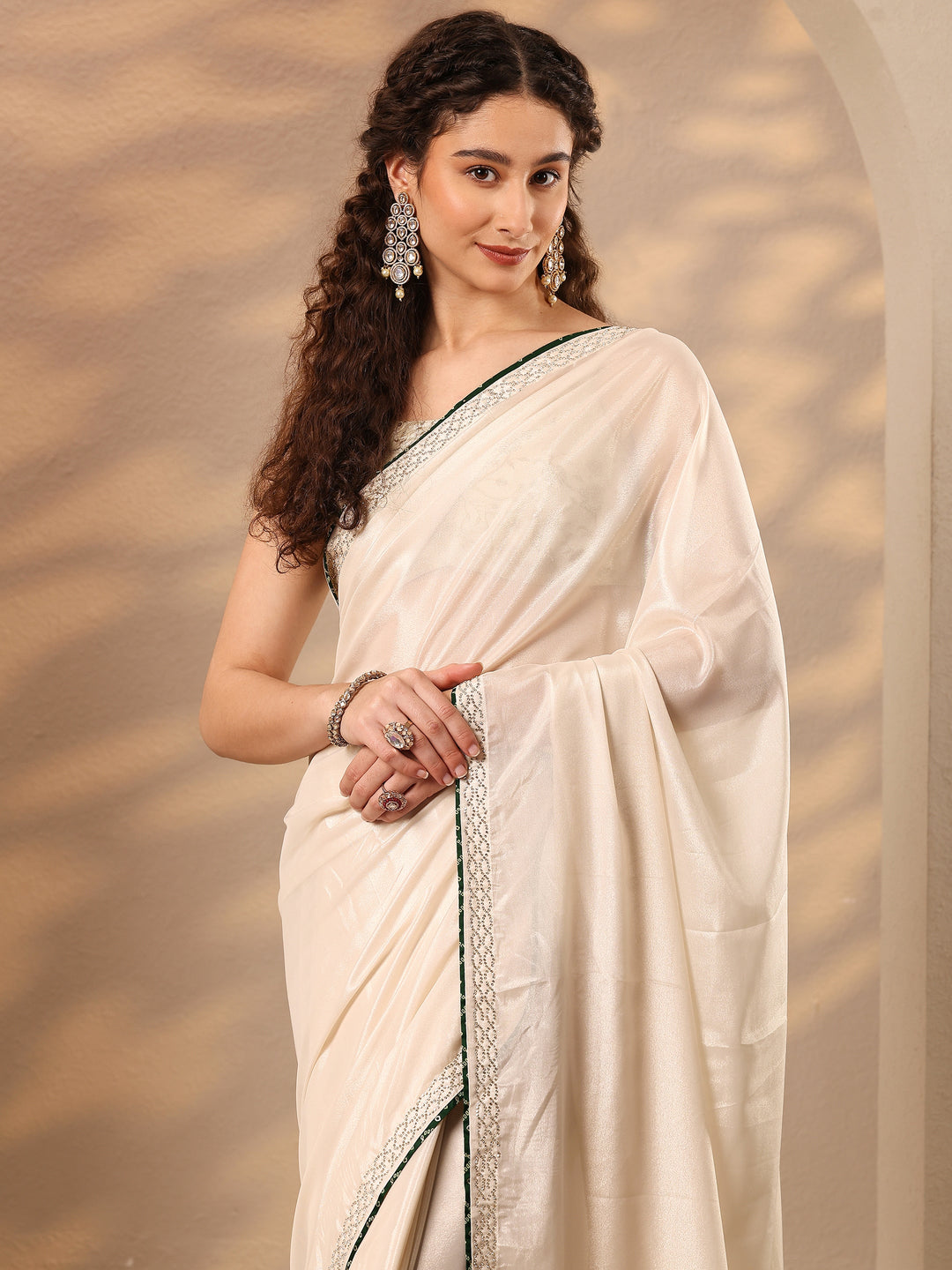 Cream Solid Silk Blend Saree With Unstitched Blouse Piece