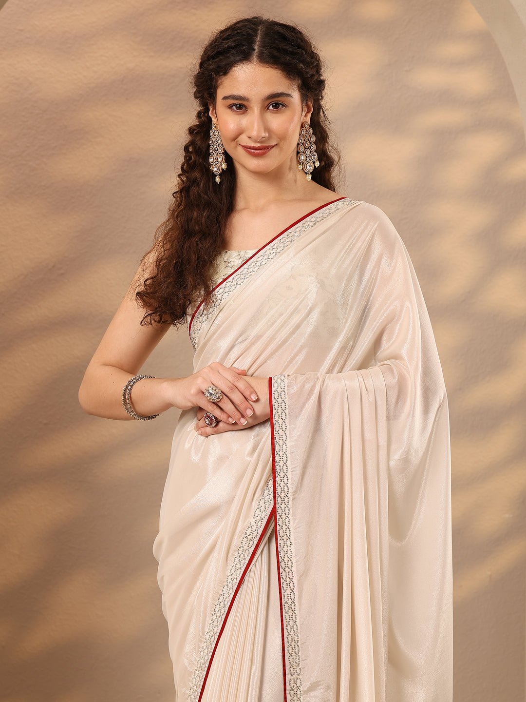 Cream Solid Silk Blend Saree With Unstitched Blouse Piece