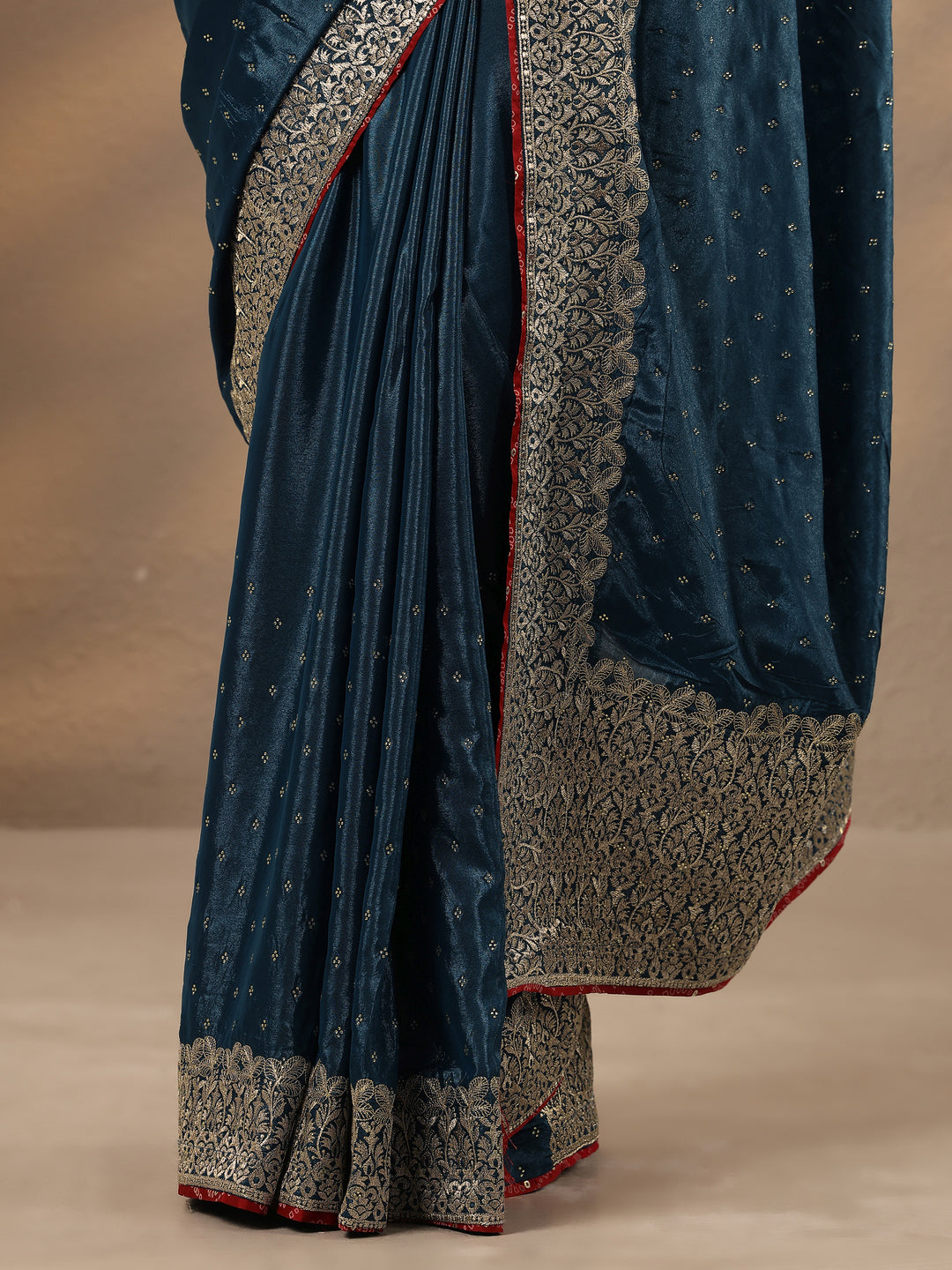 Navy Blue Embellished Silk Blend Saree With Unstitched Blouse Piece