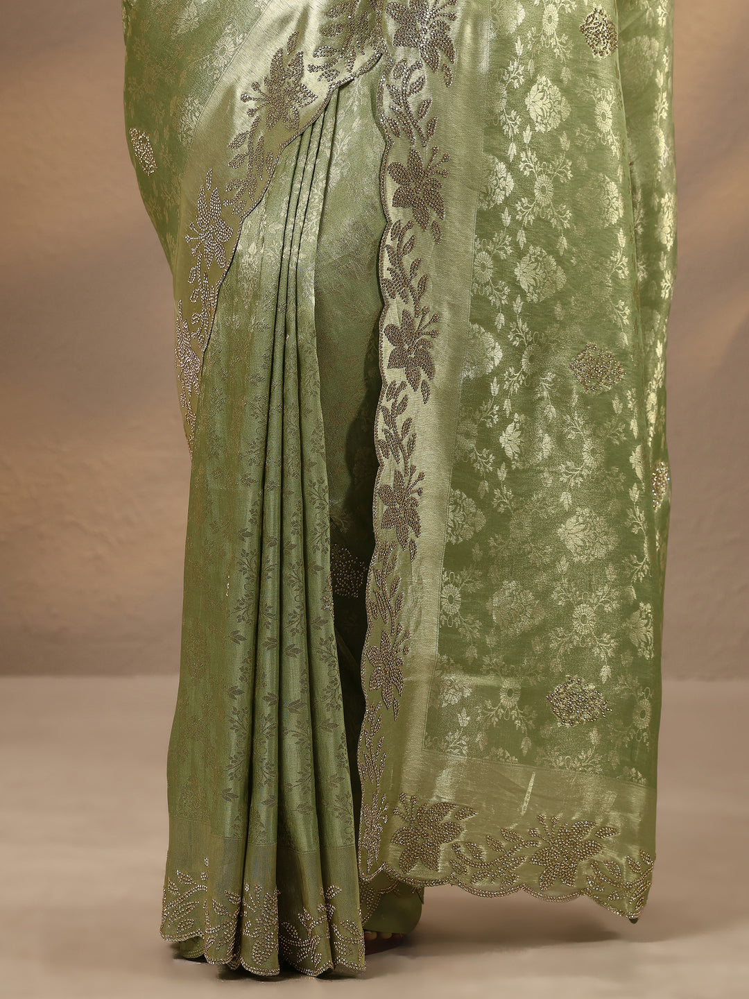 Green Woven Design Silk Blend Saree With Unstitched Blouse Piece