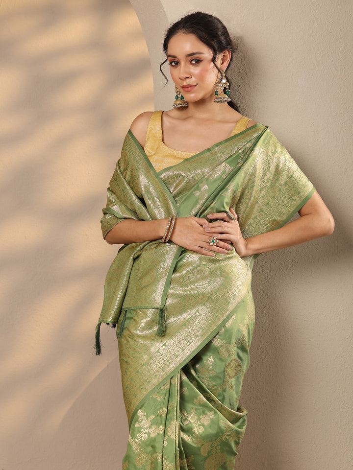 Green Woven Design Silk Blend Saree With Unstitched Blouse Piece