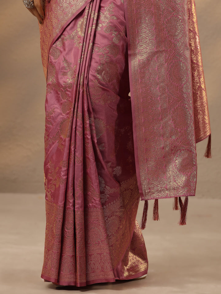 Peach Woven Design Silk Blend Saree With Unstitched Blouse Piece