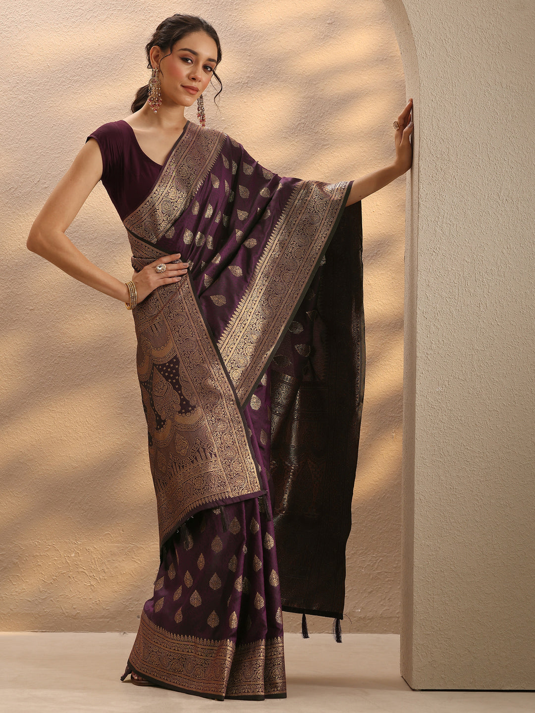Burgundy Woven Design Silk Blend Saree With Unstitched Blouse Piece