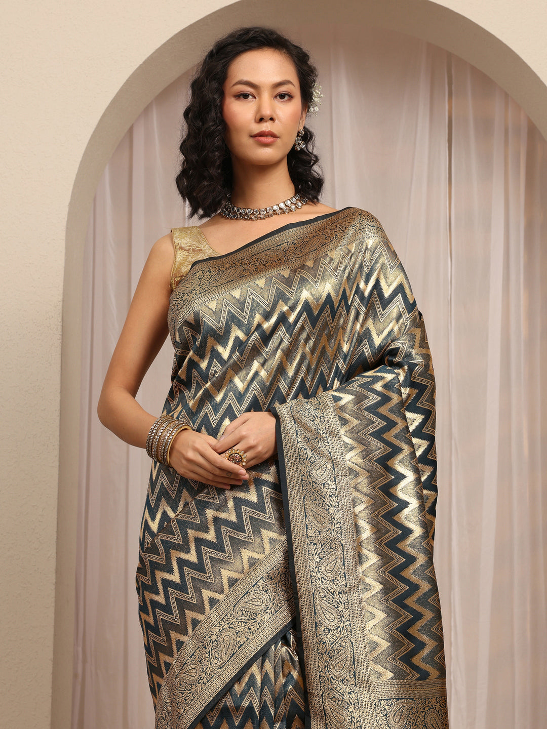 Blue Chevron Woven Design Silk Blend Saree With Unstitched Blouse Piece