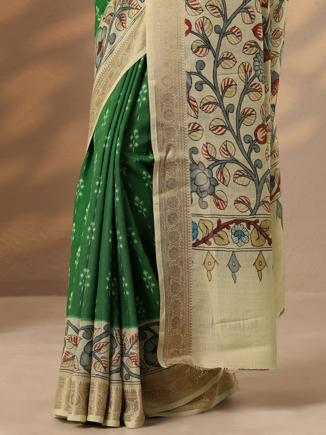 Green Printed Silk Blend Saree With Unstitched Blouse Piece