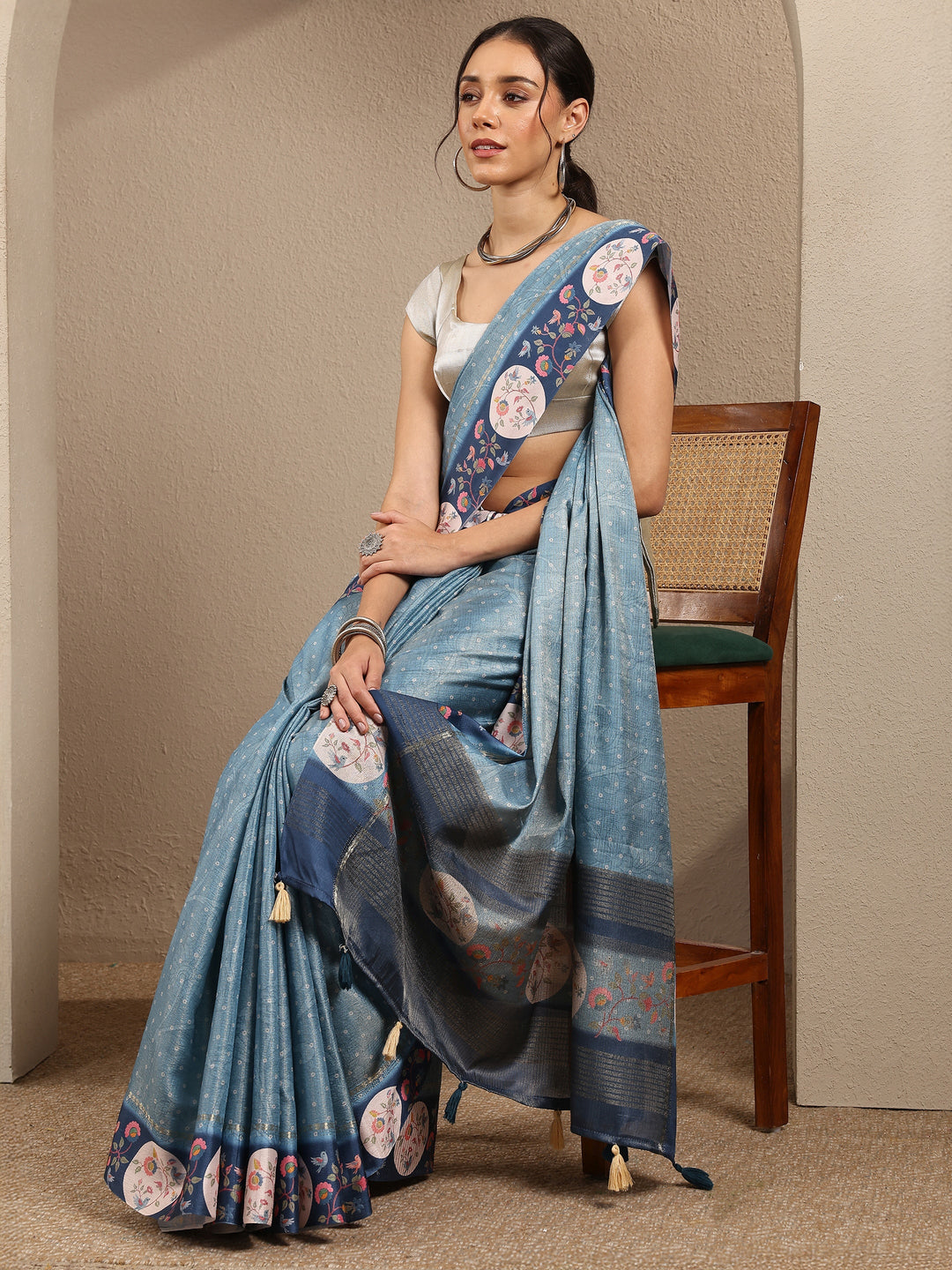 Blue Bandhani Printed Silk Blend Saree With Unstitched Blouse Piece