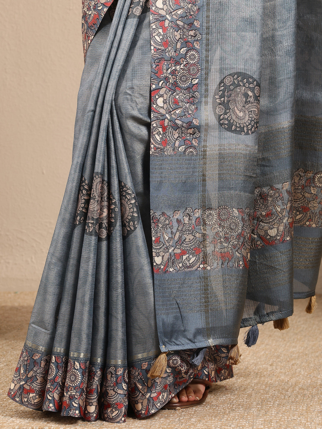 Grey Printed Silk Blend Saree With Unstitched Blouse Piece