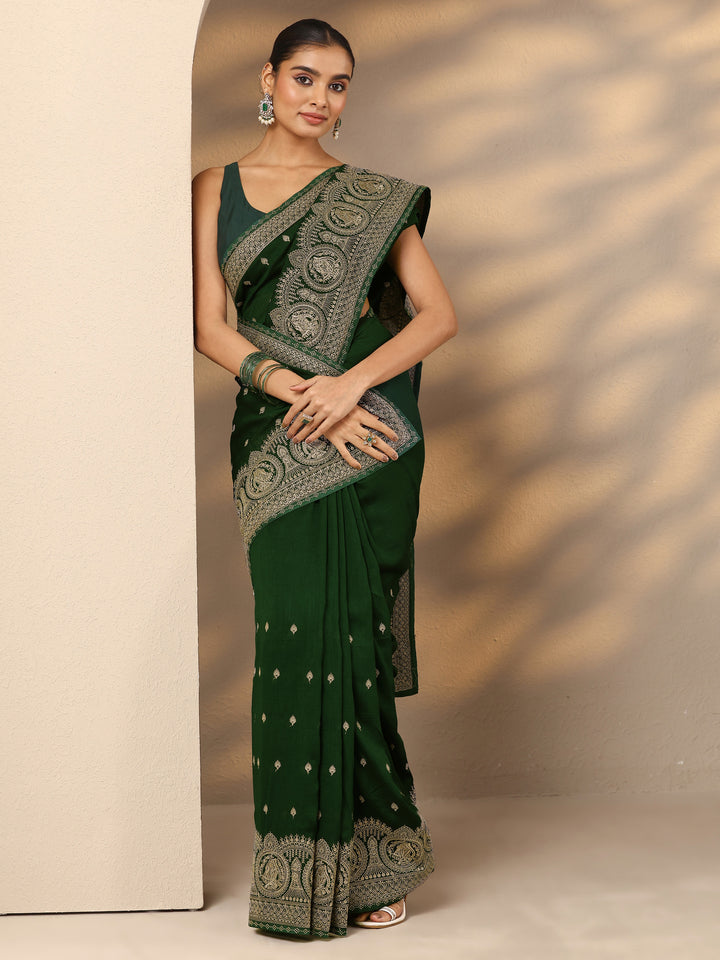 Green Embroidered Georgette Saree With Unstitched Blouse Piece