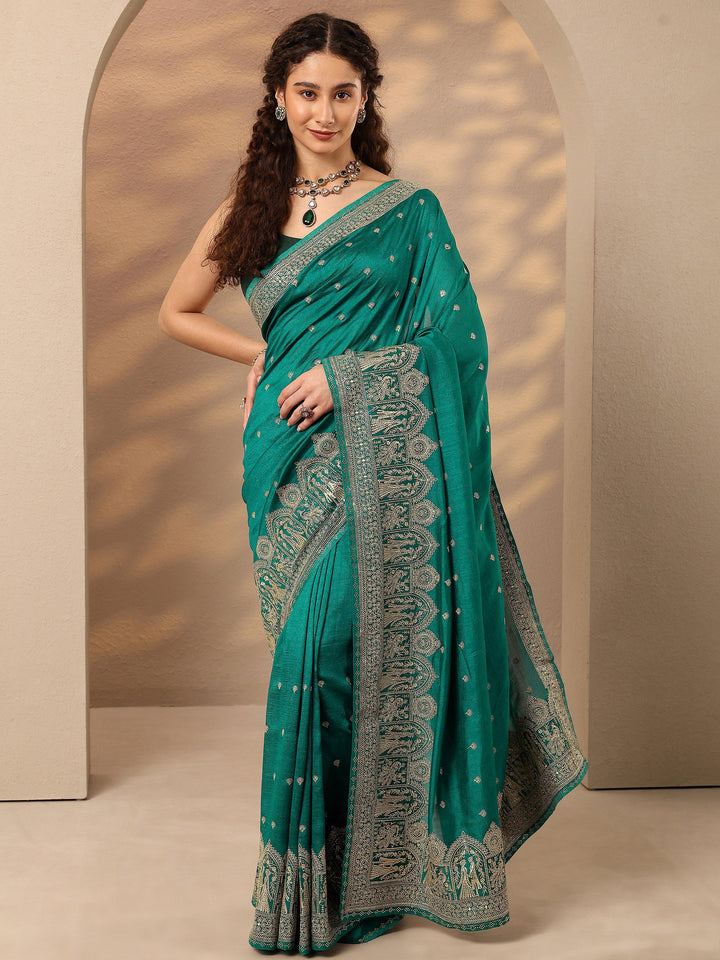 Green Embroidered Georgette Saree With Unstitched Blouse Piece