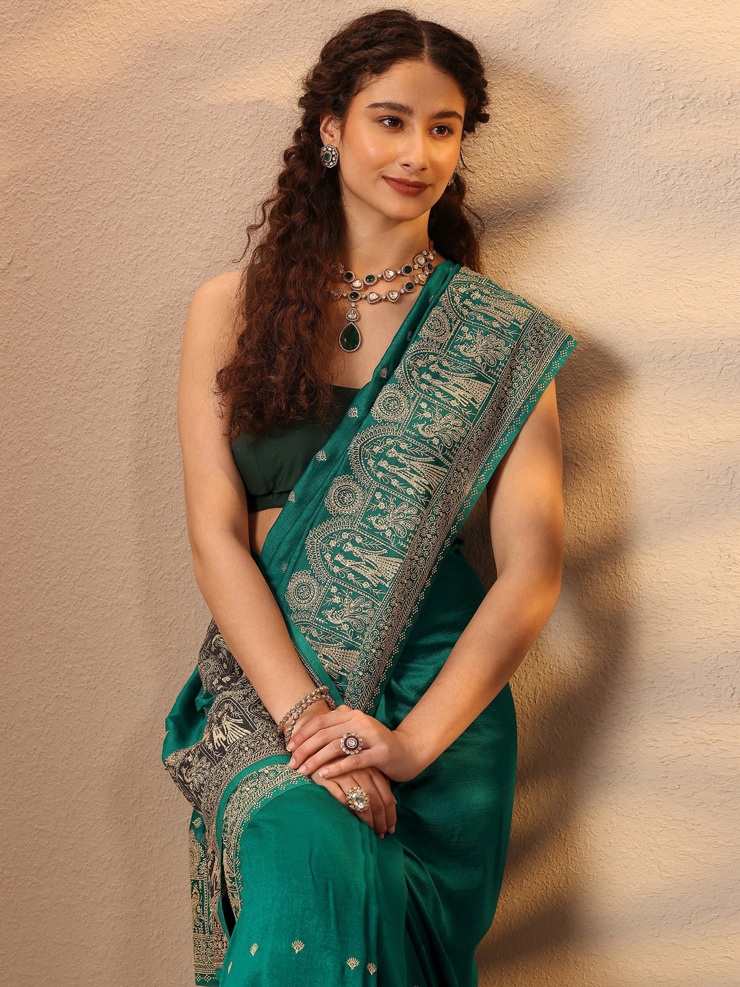 Green Embroidered Georgette Saree With Unstitched Blouse Piece