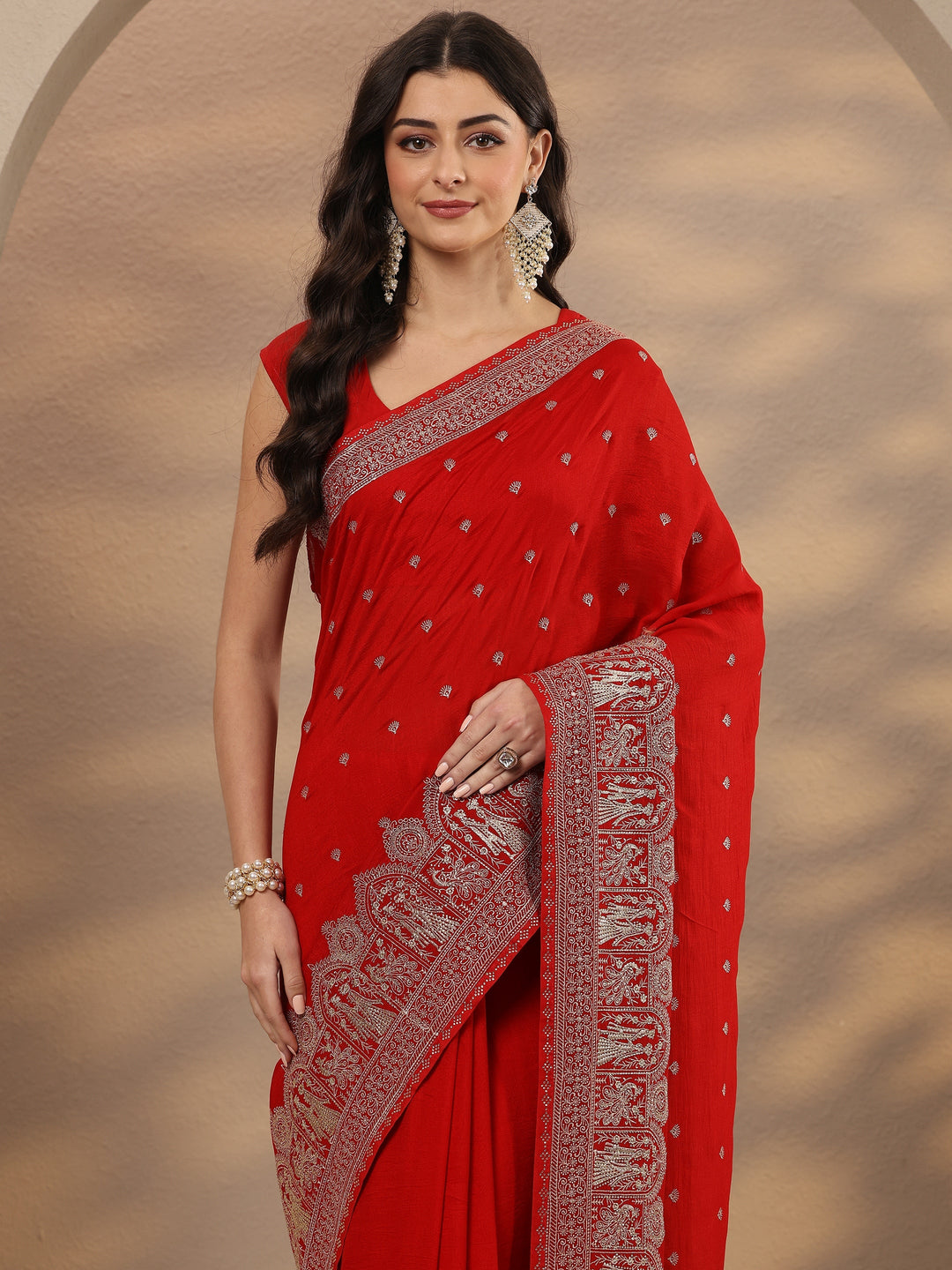 Red Embroidered Georgette Saree With Unstitched Blouse Piece