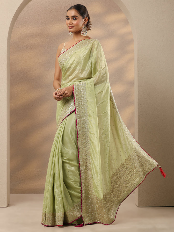 Green Embellished Silk Blend Saree With Unstitched Blouse Piece