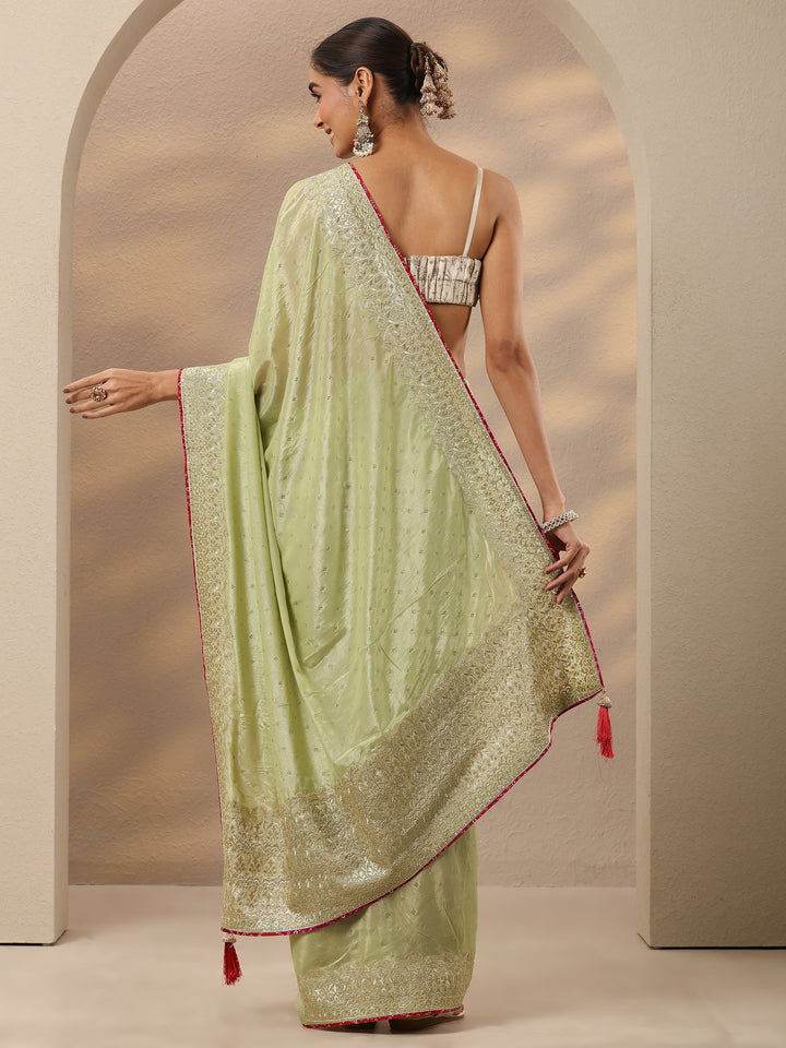 Green Embellished Silk Blend Saree With Unstitched Blouse Piece