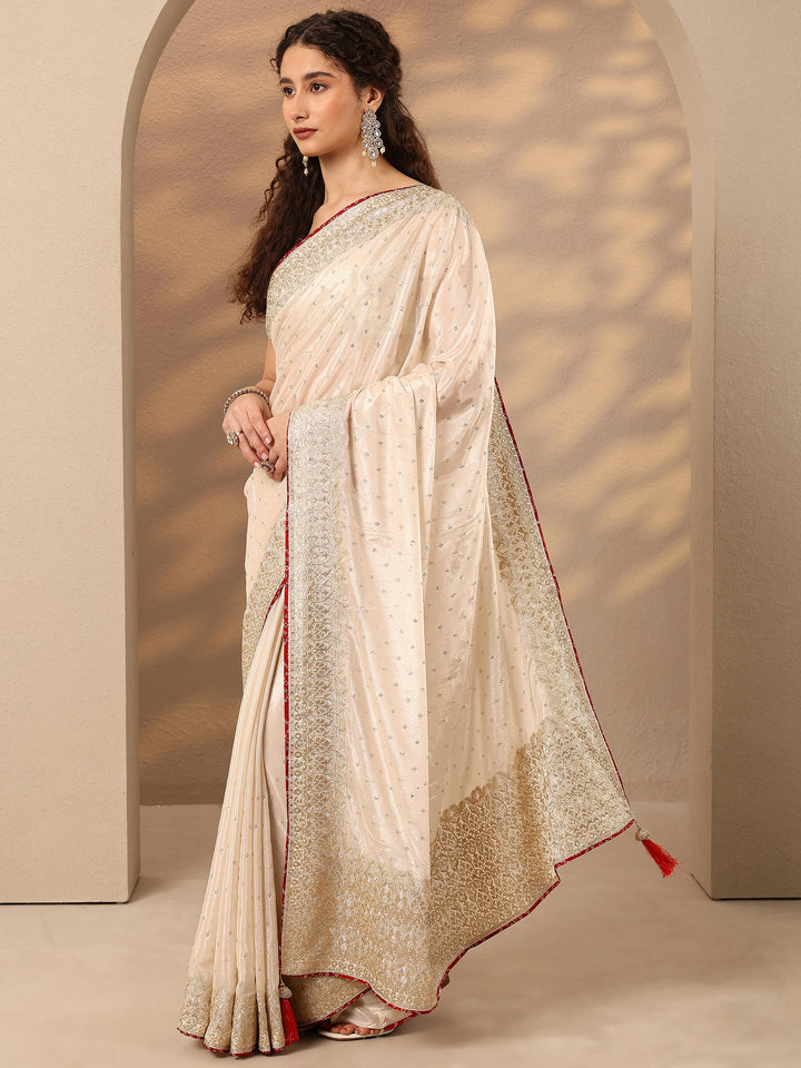 Cream Embellished Silk Blend Saree With Unstitched Blouse Piece