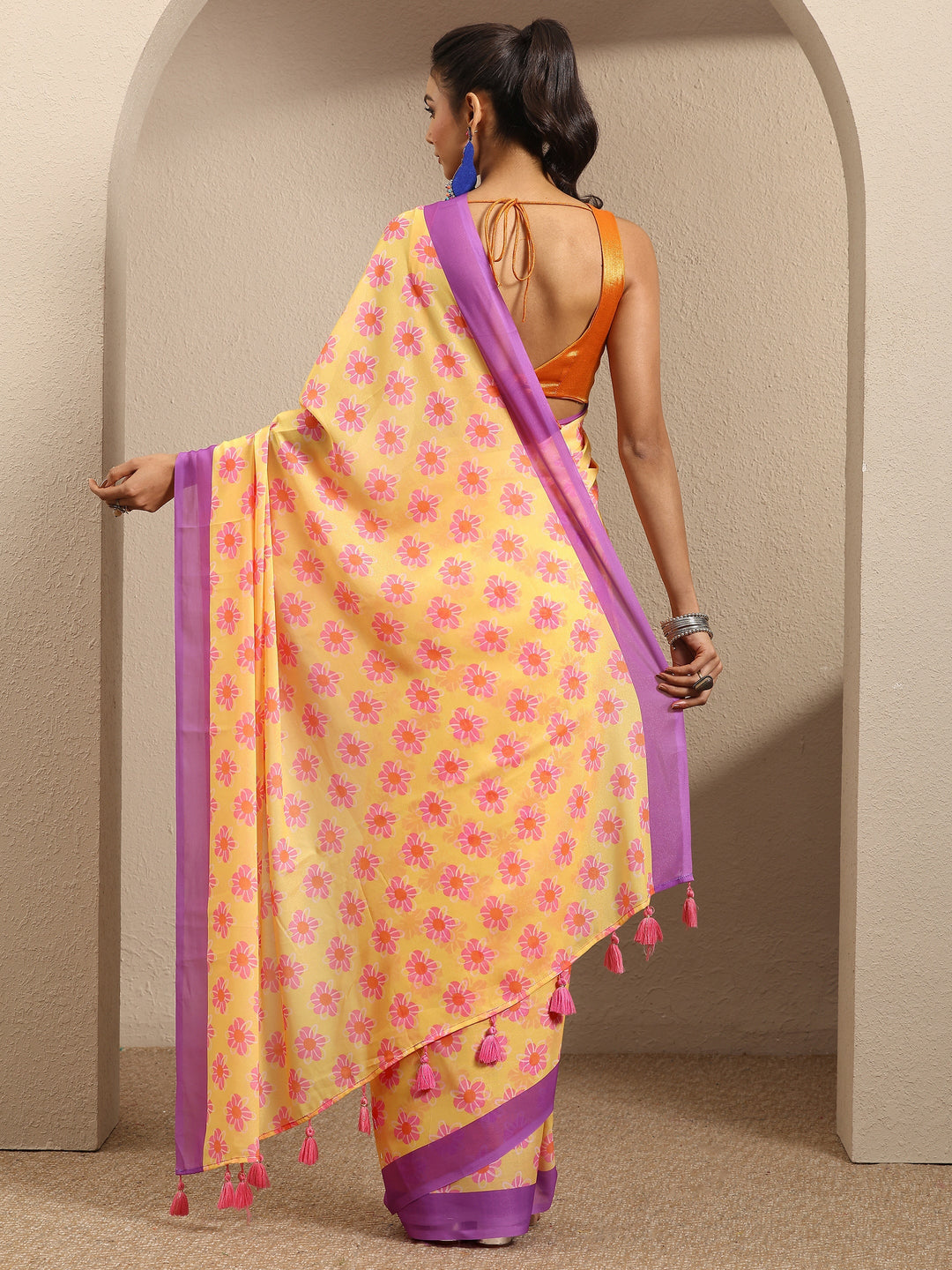 Mustard Printed Georgette Saree With Unstitched Blouse Piece
